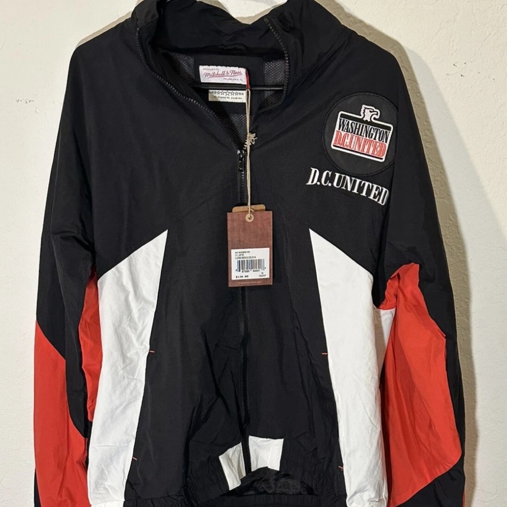 Mitchell & Ness DC United Jacket Medium Red White Black Medium NWT Soccer MLS